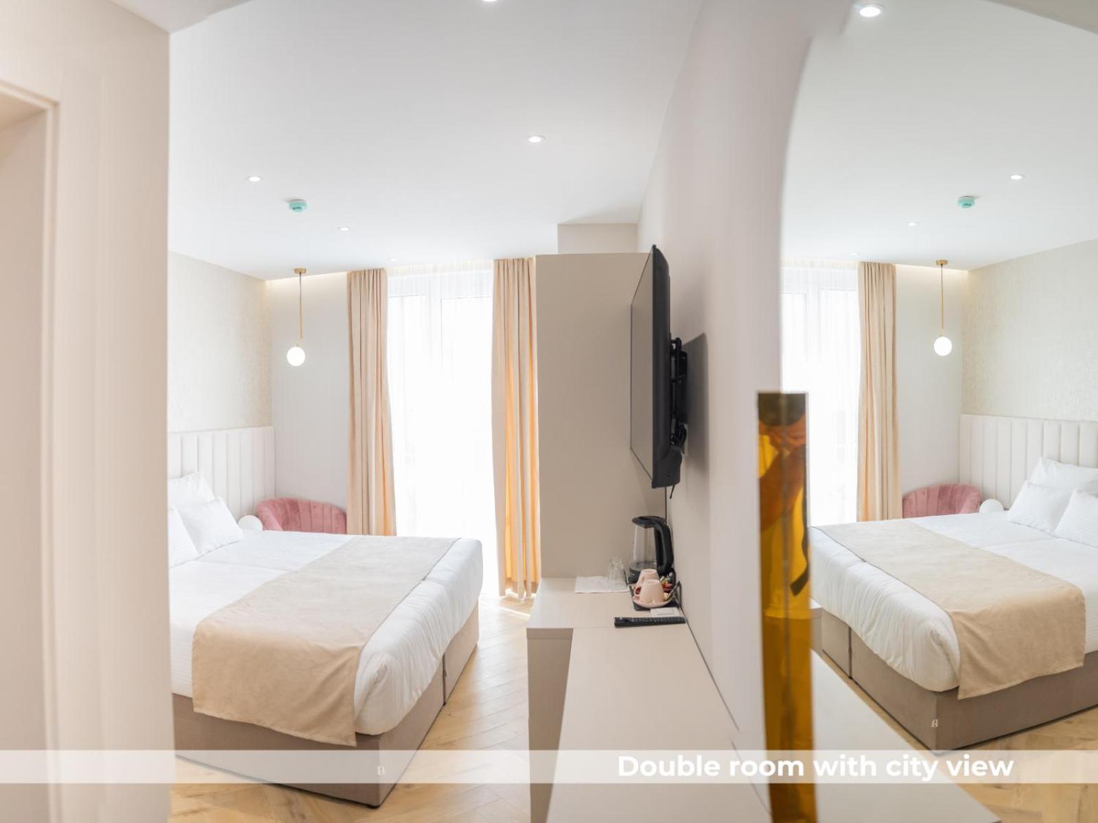Hotel Lala à Bosanska Krupa Extérieur photo